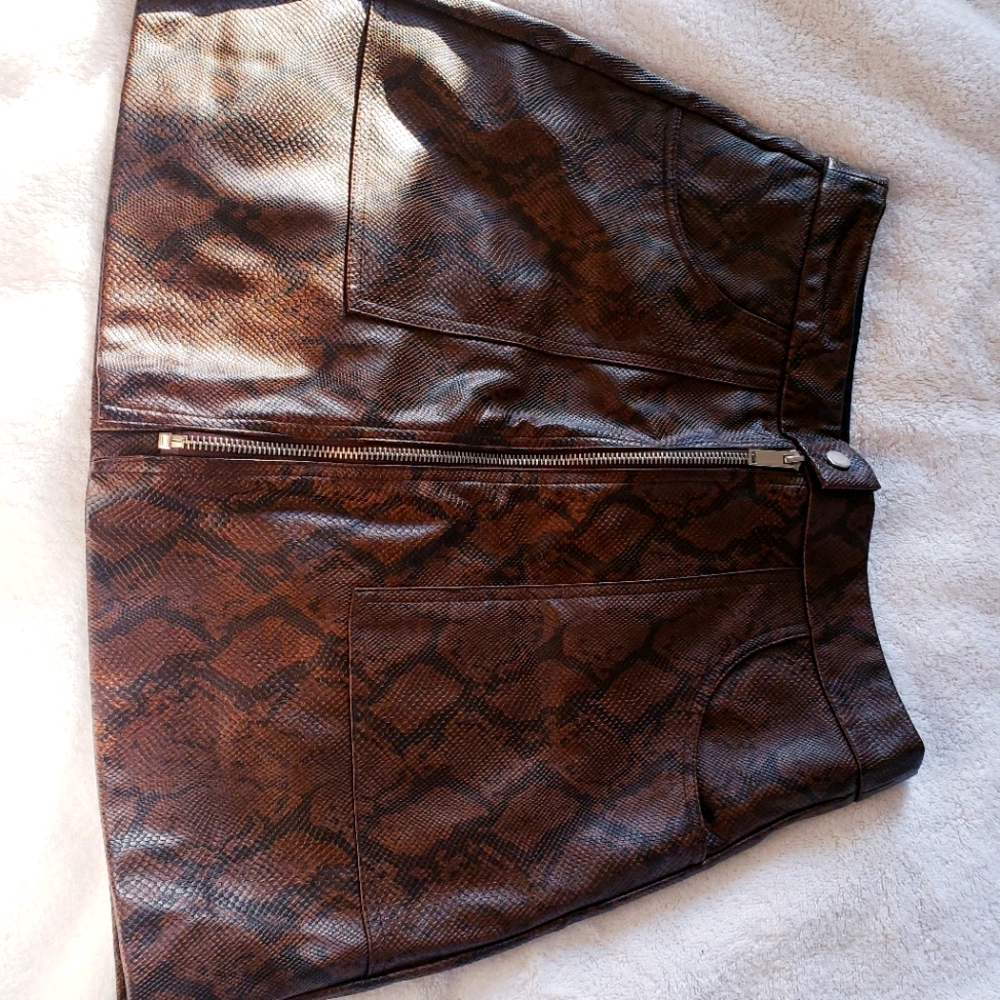 Animal print skirt